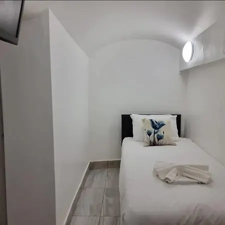 Apartamento F24- Basement Single Studio Near Paddington